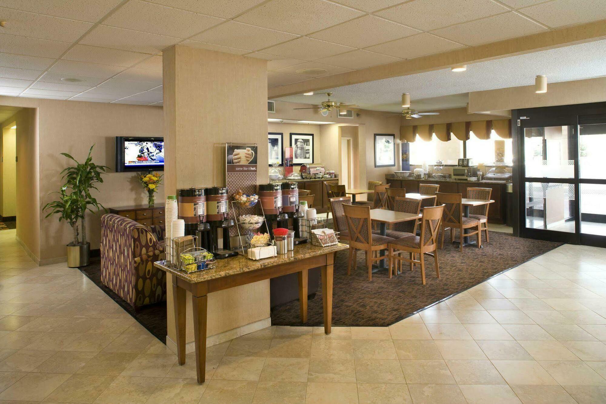 Hampton Inn Oak Ridge Exterior foto